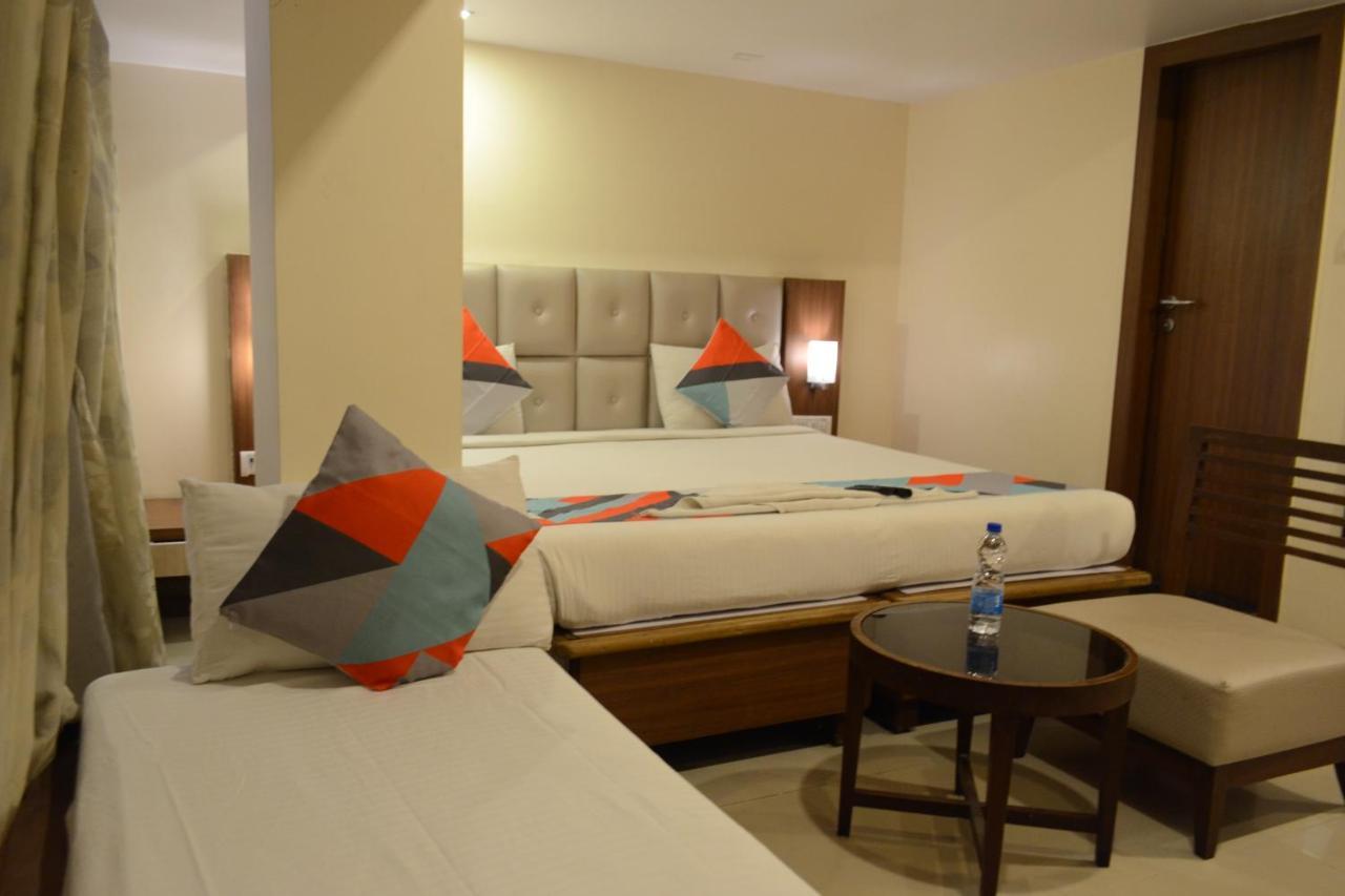Hotel Aishwarya Residency 纳威孟买 外观 照片