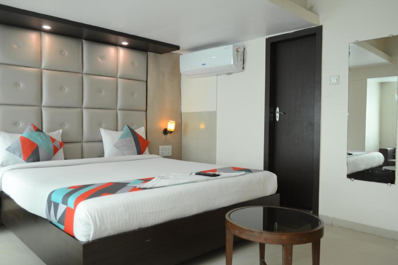 Hotel Aishwarya Residency 纳威孟买 外观 照片