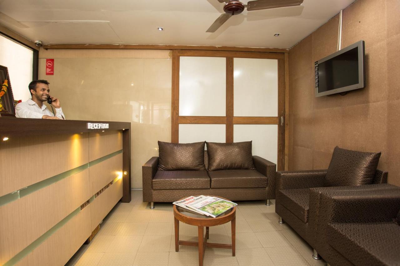 Hotel Aishwarya Residency 纳威孟买 外观 照片